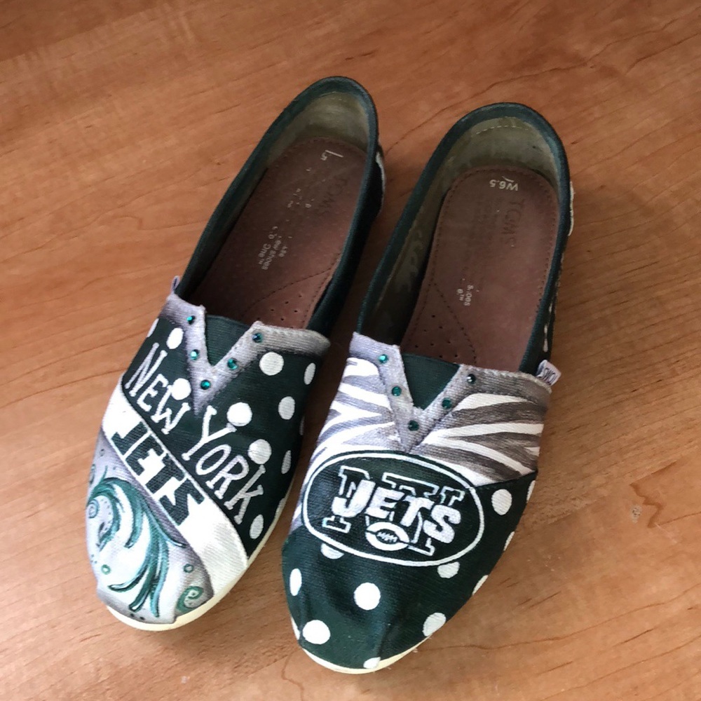 Custom Painted Toms